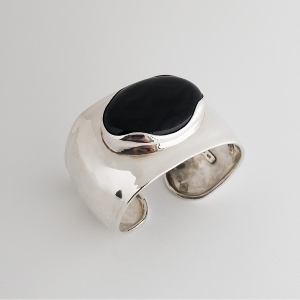 Retired Silpada Chalcedony Cuff Bangle Bracelet B2043 Modernist Design